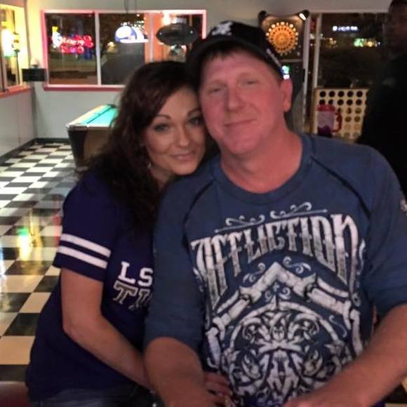 Profile Picture of Stacy Treadaway (@bugsgirl14) on Poshmark