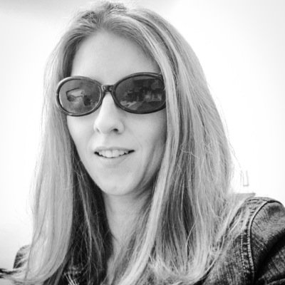 Profile Picture of Julie Ostrowski (@@julost16) on Twitter