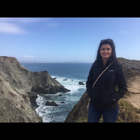 Profile Picture of Tara Kendall (@kendalltara) on Poshmark