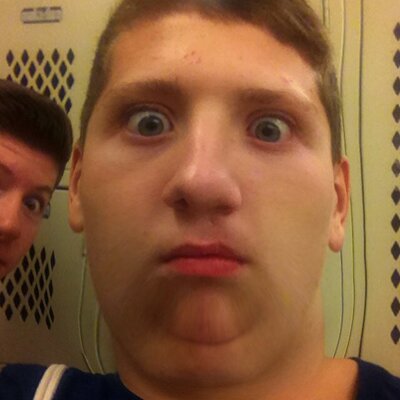 Profile Picture of Joe Pash (@poe_jash) on Twitter