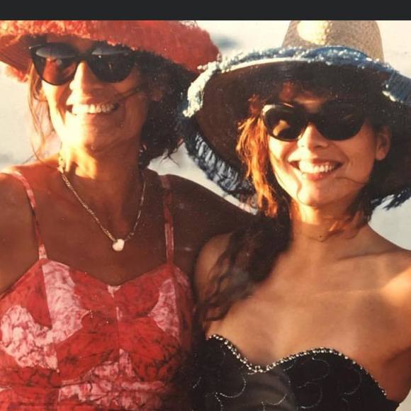Profile Picture of Navah Paskowitz (@navahlah) on Poshmark