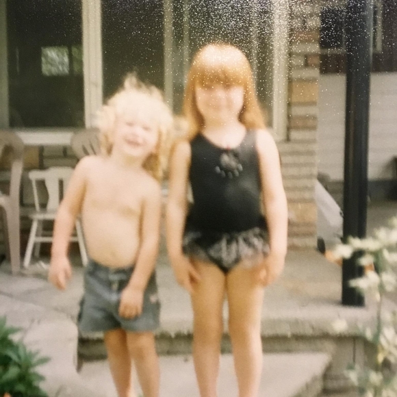 Profile Picture of Karla Tricker (@karlatricker) on Poshmark