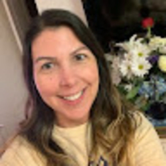 Profile Picture of M Galyean (@missyrae49) on Poshmark