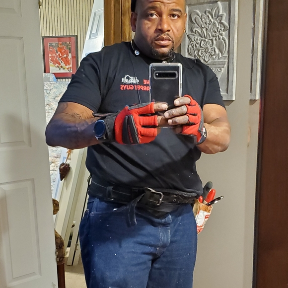 Profile Picture of Terrance l dorsey Detroit (@rugman304) on Poshmark
