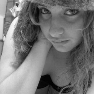 Profile Picture of Erin Blodgett (@daddysgirlerin93) on Myspace