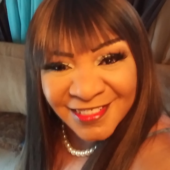 Profile Picture of Youlanda Scott-cooley (@ylscott65) on Poshmark