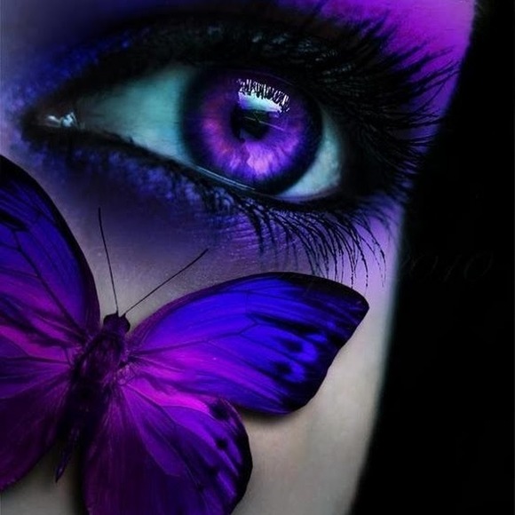 Profile Picture of Courtney Hageman (@courtneyhageman) on Poshmark