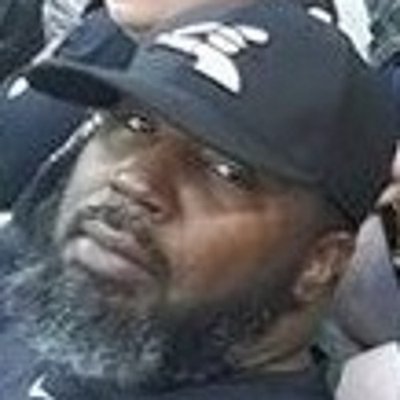 Profile Picture of Theodore Hopkins (@TedDeBaer13) on Twitter