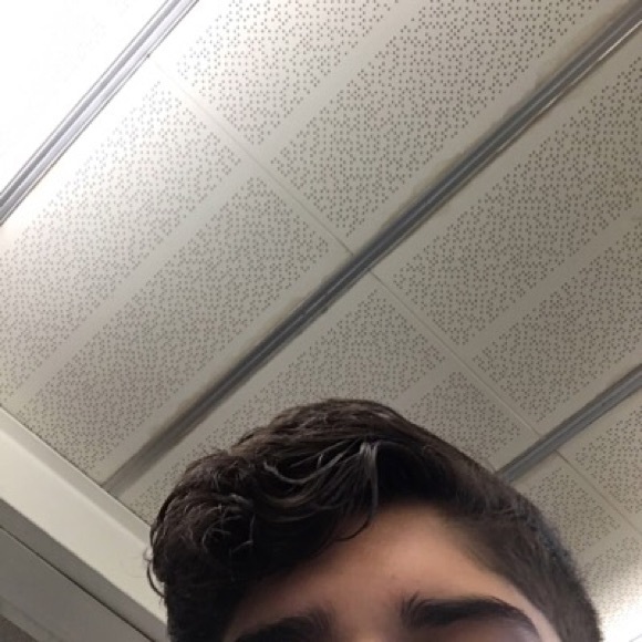 Profile Picture of Nico Cristelli (@nxclovs) on Poshmark