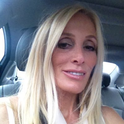 Profile Picture of Elaine Bogdanoff (@bogdanoffelaine) on Twitter