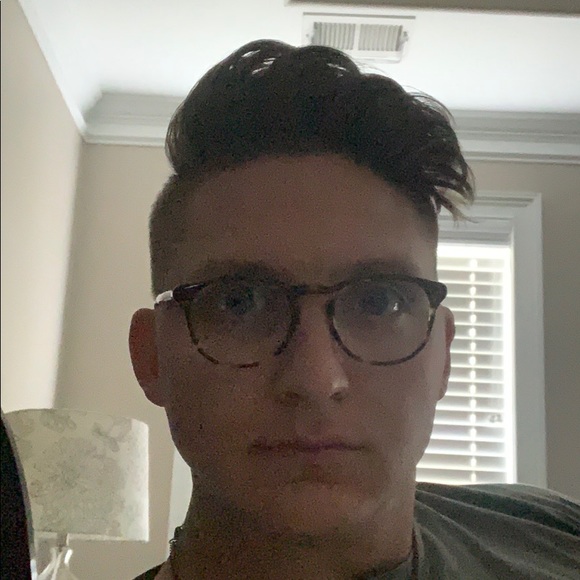 Profile Picture of Craig Sullivan (@jcraigsully) on Poshmark