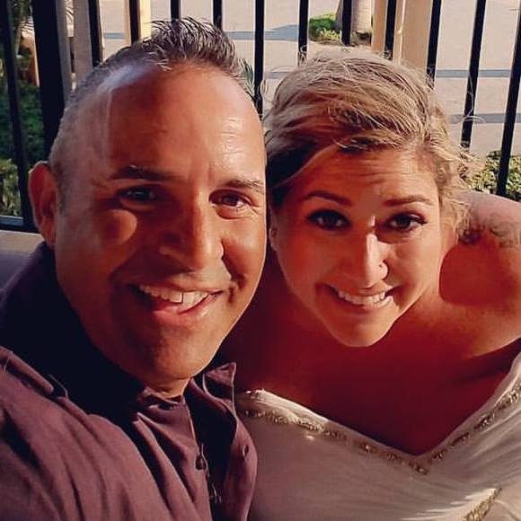 Profile Picture of John Silvas (@johnnikiki) on Poshmark