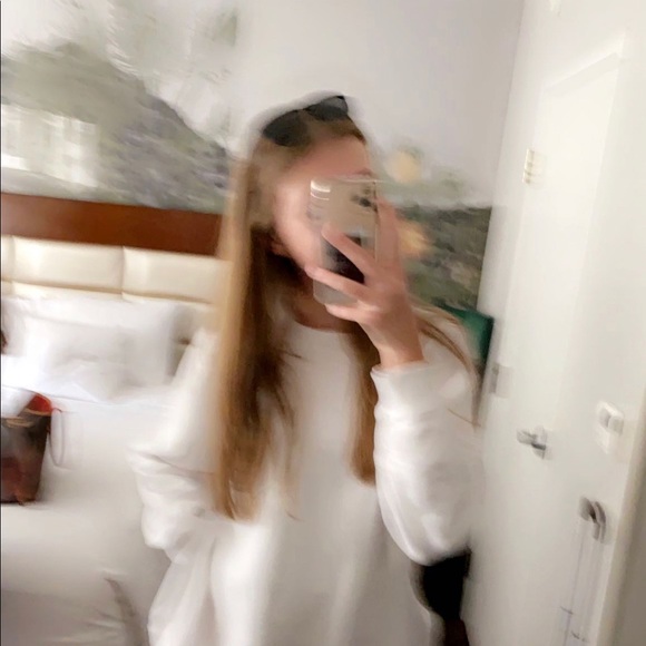 Profile Picture of Melania Serenko (@anna_ms01) on Poshmark