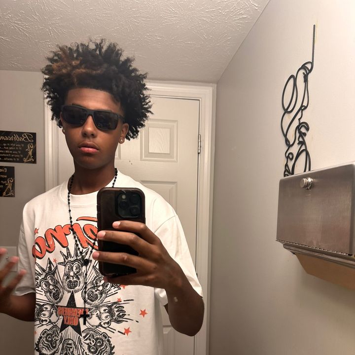 Profile Picture of Trav (@travisfran) on Tiktok