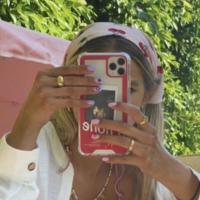 𝑔𝑟𝑒𝑠 - Twitter Profile Picture of 𝑔𝑟𝑒𝑠 (@heslunatique) on Twitter