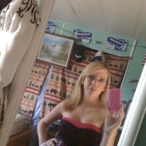 Profile Picture of Kelly Springfield (@blueberry_yum_yum_420) on Myspace