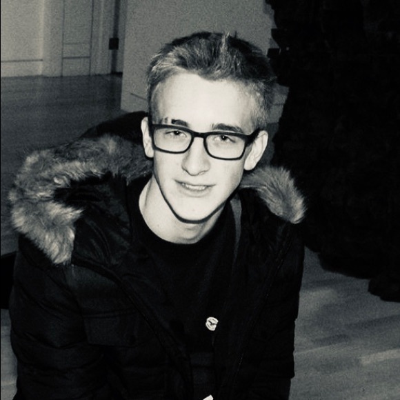 Profile Picture of Ethan Appelmann (@appelmann) on Poshmark