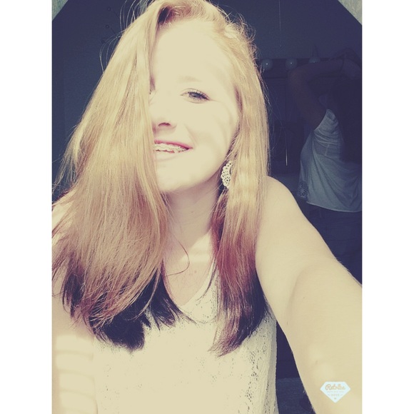 Profile Picture of Keoni Morie (@keonimorie) on Poshmark