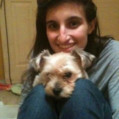 Profile Picture of Phyllis Viola (@Phyzzledewizzle) on Twitter