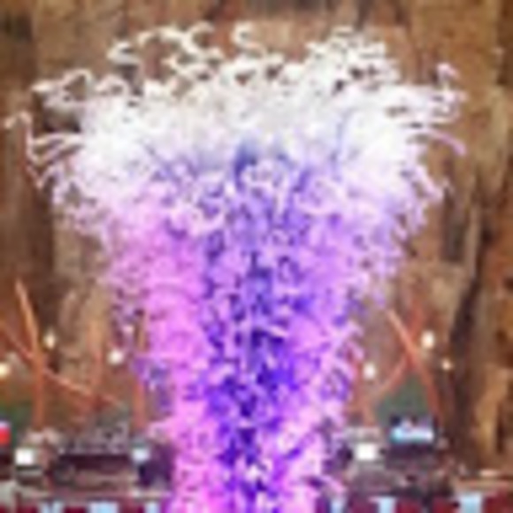 Profile Picture of Katie Heidelmark (@katieheidelmark) on Poshmark