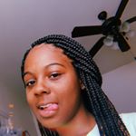 Profile Picture of kahlea scott (@mani.leaa) on Instagram