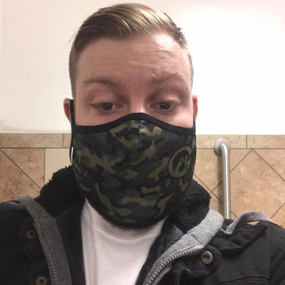Profile Picture of Kyle Geerts (@kjames094) on Poshmark