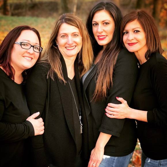 Becky Cockream - Poshmark Profile Picture of Becky Cockream (@ecbc5) on Poshmark