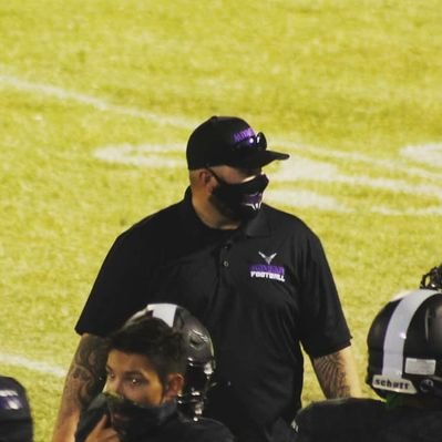 Profile Picture of Coach Lay (@CoachDevinLay) on Twitter