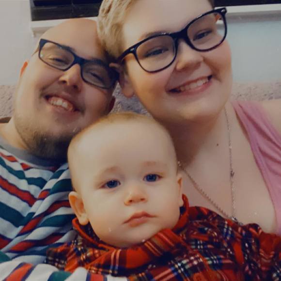 Profile Picture of Angela Streeper (@angelastreeper) on Poshmark