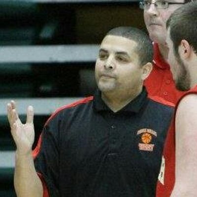 Profile Picture of Larry Howell (@coachshine45) on Twitter