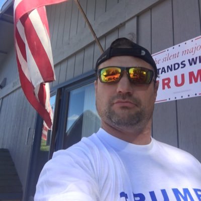 Profile Picture of Dennis Hixson (@dennishixson4) on Twitter