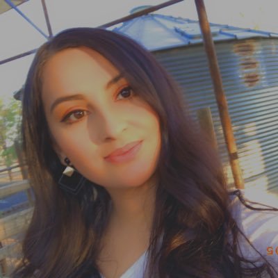 Profile Picture of Stephanie Medina (@_StephanieeM_) on Twitter