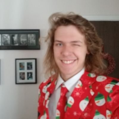 Profile Picture of Brett Troxell (@b_goldylocks) on Twitter