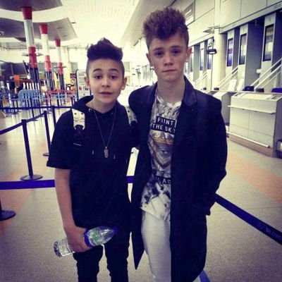 Profile Picture of Bars&MelodyTheBest (@hacklcoaching) on Twitter