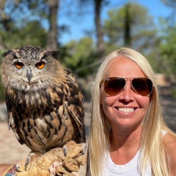 Profile Picture of Kim Matlack-benton (@sunshine1633) on Poshmark
