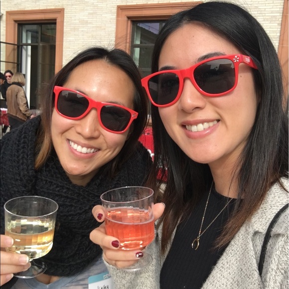 Profile Picture of Josephine Yao (@josephiy) on Poshmark