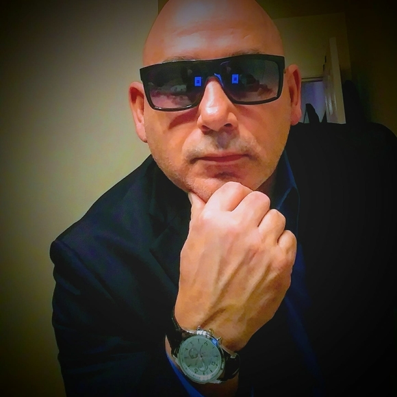 Profile Picture of Barry Ymer (@bklynnboy) on Poshmark