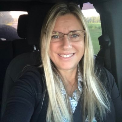 Profile Picture of Michelle Gresham (@michelleGresh15) on Twitter