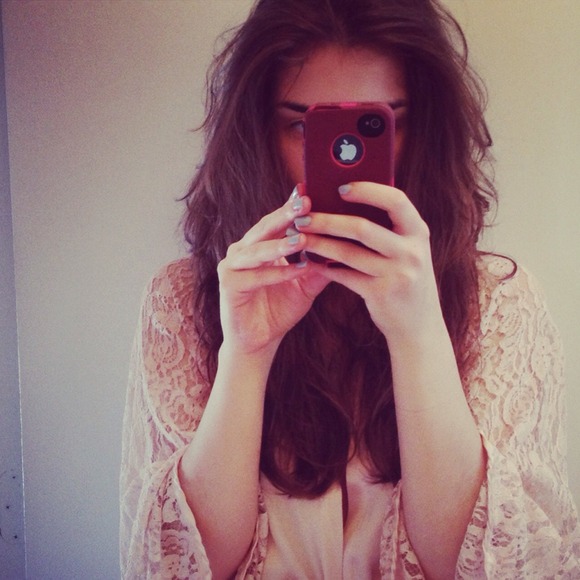 Profile Picture of Lucy Quinn (@lucyquinn) on Poshmark