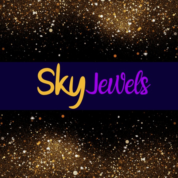 Profile Picture of Skyler Boardley (@sky_jewels) on Poshmark