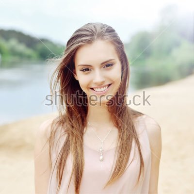 Profile Picture of Alice (@PlumPalice) on Twitter