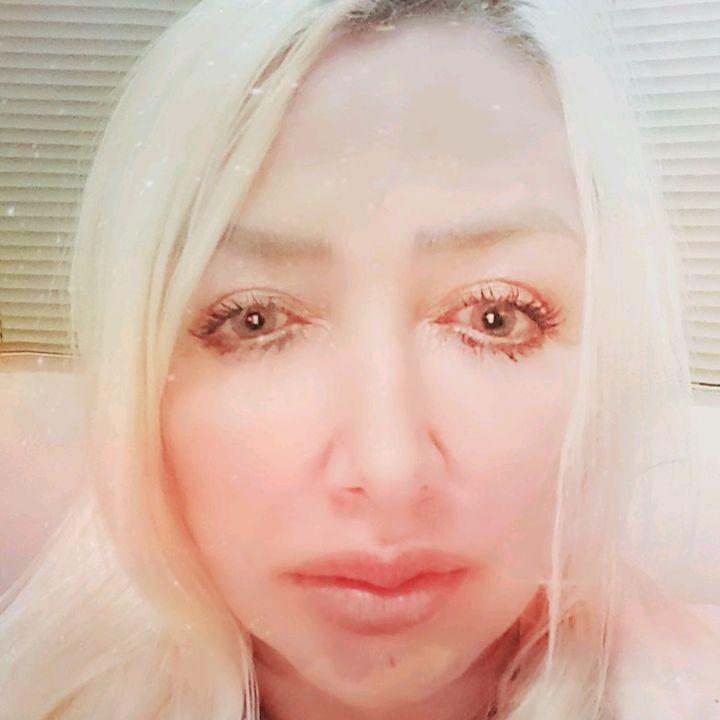 Profile Picture of sigo todos de volta😘😘😘😘😘 (@marlenemannes) on Tiktok