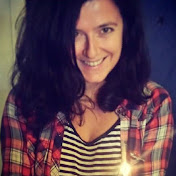 Profile Picture of Julia Bean (@beanjulia) on Youtube