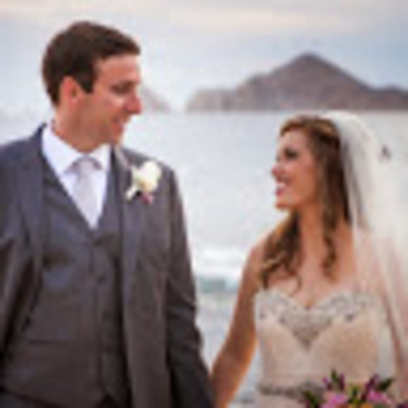 Profile Picture of Chanel Jorgeson (@chaneljorgeson) on Poshmark