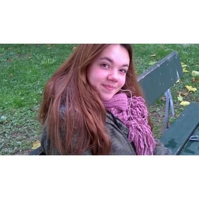Profile Picture of Sarah Lo Drago (@lunasmadness) on Twitter