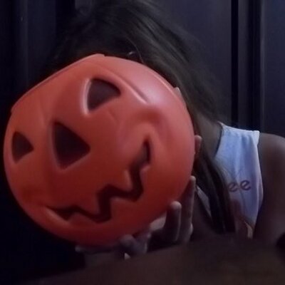 Profile Picture of Julia Marchetti (@hi_Julia13) on Twitter