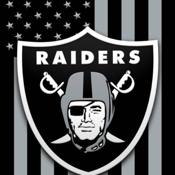 Profile Picture of Neel Rai (@arai916) on Poshmark