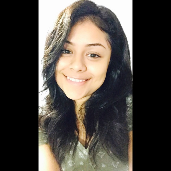 Profile Picture of Jesse Rodriguez (@rdzjesse_) on Poshmark