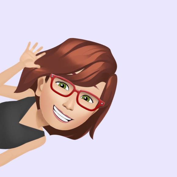 Profile Picture of Kimberly Heirendt deeb (@kdeeb) on Poshmark