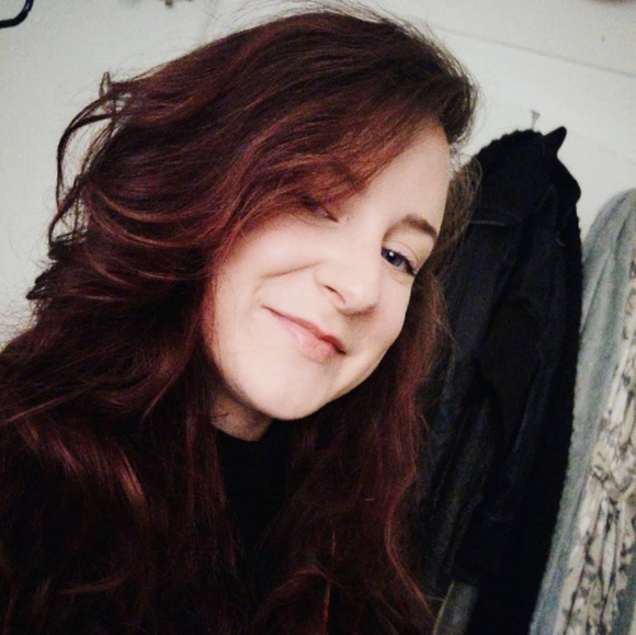 Profile Picture of Natalie Guggenheimer (@nguggenheimer) on Poshmark
